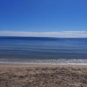 https://cavalaire-sur-mer-appartement-t3-160-m-plage-800-m.fr-provencehotel.com